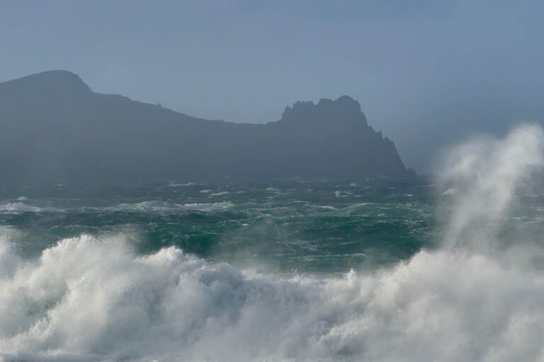 Atlantic Waves, Dingle