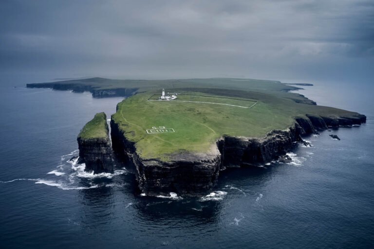 Loop Head Peninsula, Wild Atlantic Way, County Clare, Ireland.